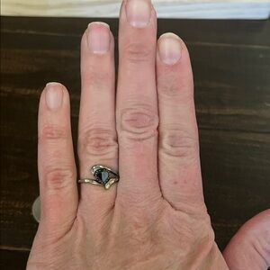 Sterling Silver Black Heart shapes Stone Ring - Elegant Women’s Jewelry